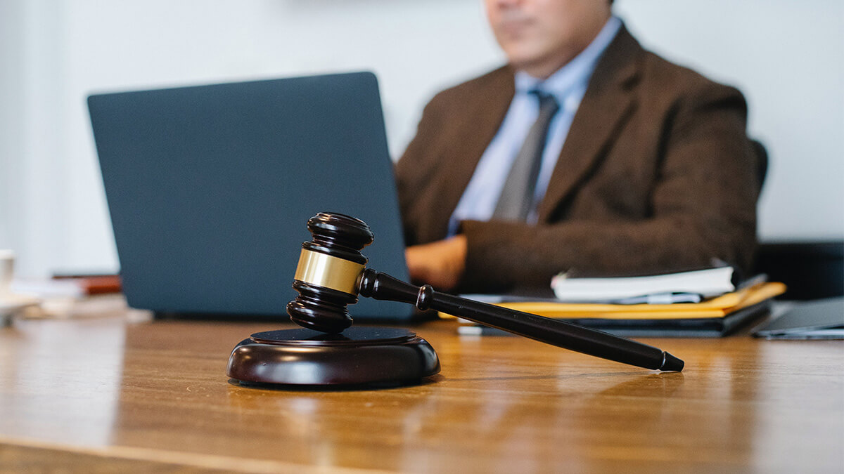 Het nut van de ondernemingskamer - hamer van de ondernemingskamer